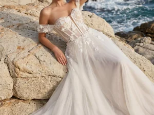 vestido-novia-rosella-atelierboheme-encaje-escoteenv-espaldacorsé-frente-atelierdebodas